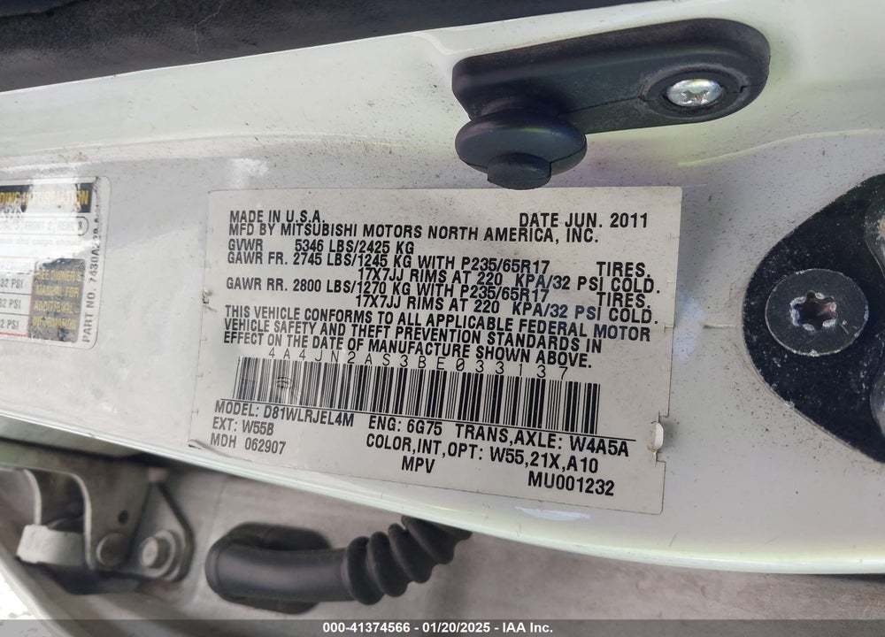 2011 MITSUBISHI ENDEAVOR VIN: 4A4JN2AS3BE033137