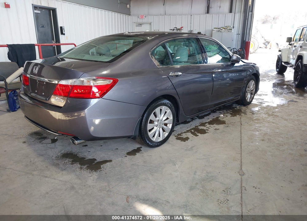 2014 HONDA ACCORD VIN: 1HGCR3F91EA027334