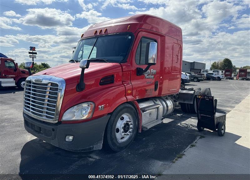 2015 FREIGHTLINER CASCADIA 113 VIN: 3AKJGHDV2FSGA3572