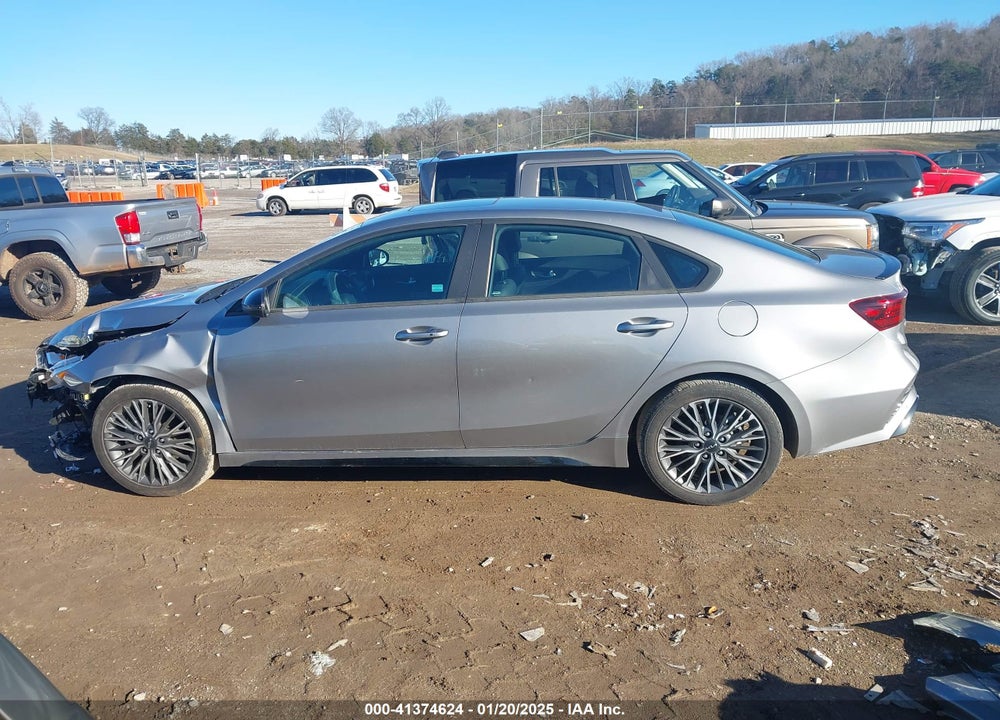 2024 KIA FORTE VIN: 3KPF54AD9RE690887