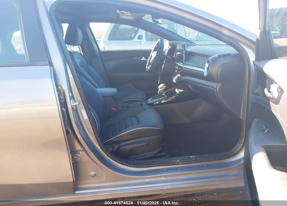 2024 KIA FORTE VIN: 3KPF54AD9RE690887