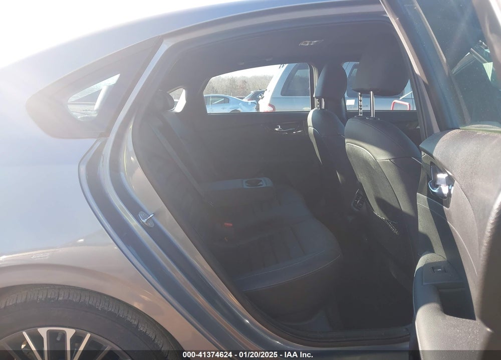 2024 KIA FORTE VIN: 3KPF54AD9RE690887