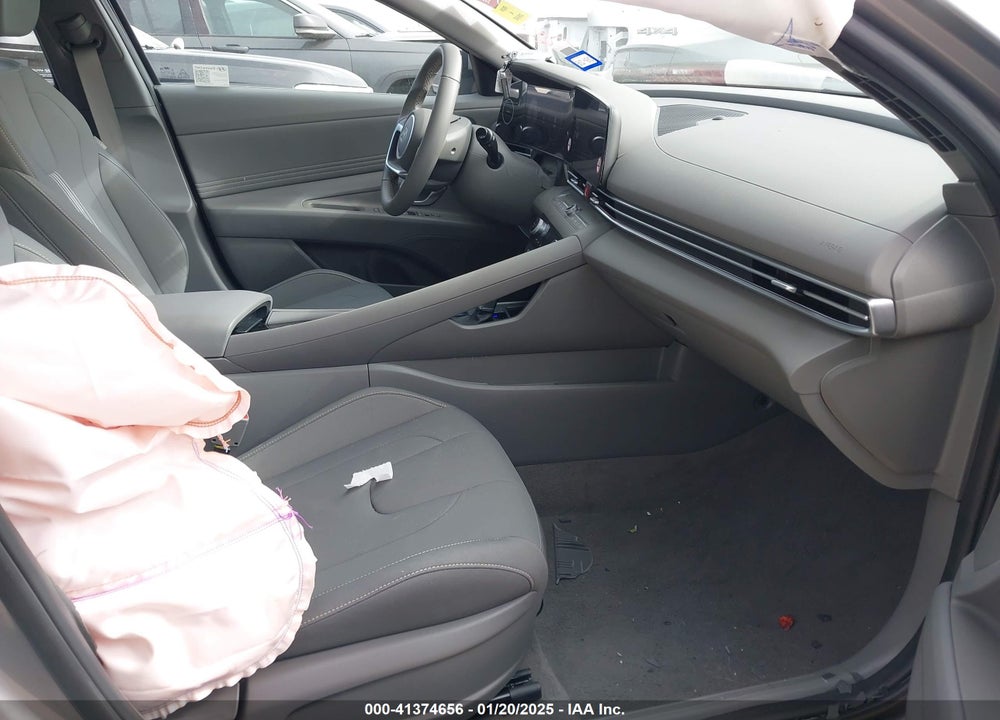 2025 HYUNDAI ELANTRA SEL CONVENIENCE VIN: KMHLS4DG7SU879025
