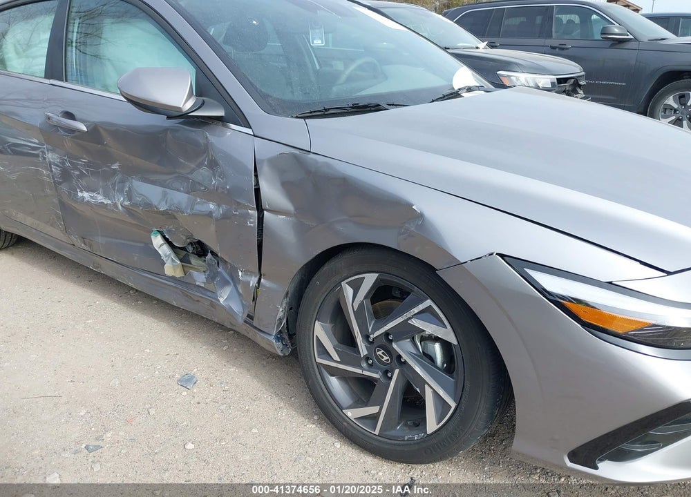 2025 HYUNDAI ELANTRA SEL CONVENIENCE VIN: KMHLS4DG7SU879025