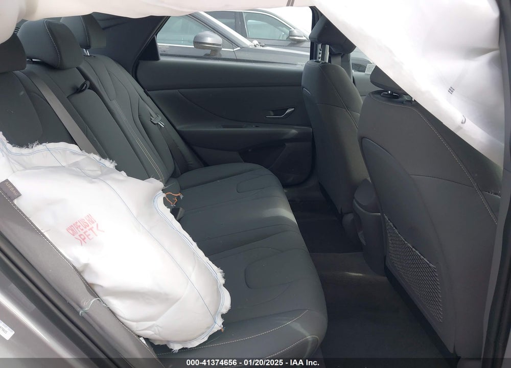 2025 HYUNDAI ELANTRA SEL CONVENIENCE VIN: KMHLS4DG7SU879025