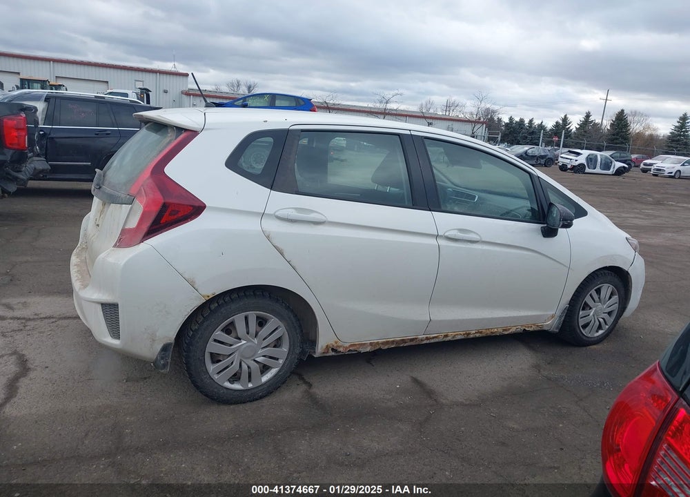 2015 HONDA FIT LX VIN: 3HGGK5G53FM762043