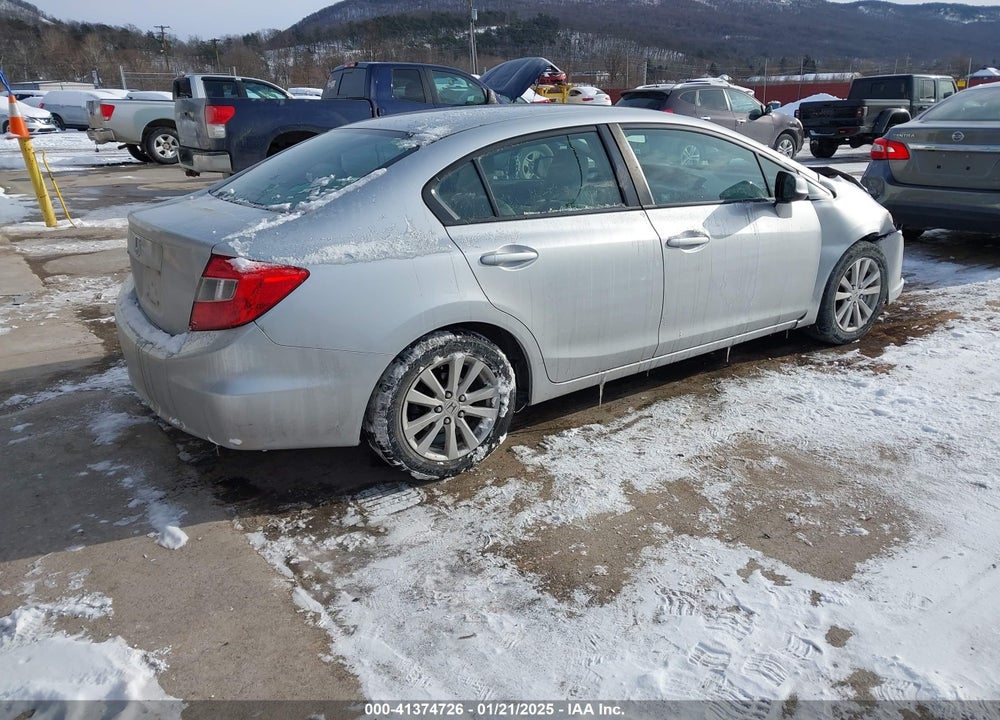 2012 HONDA CIVIC VIN: 2HGFB2F84CH602835