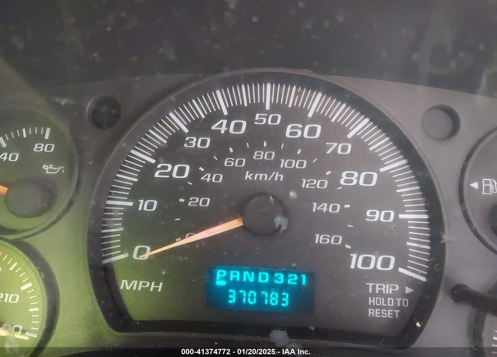 2003 GMC SAVANA CUTAWAY STANDARD W/C7A VIN: 1GDHG31U031900599