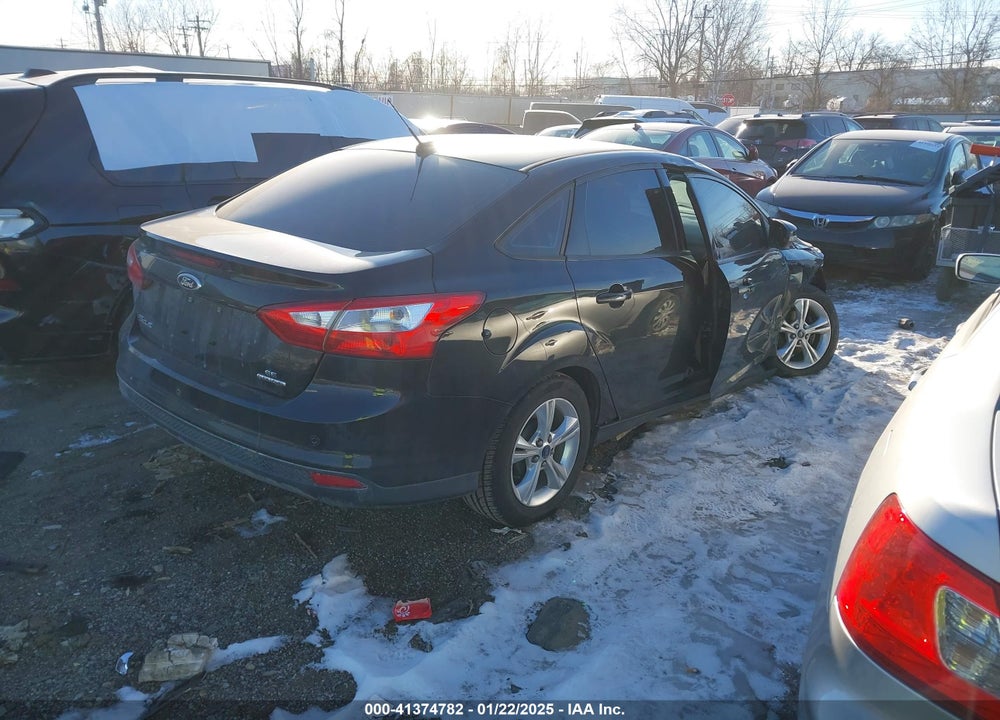 2014 FORD FOCUS VIN: 1FADP3F26EL245517