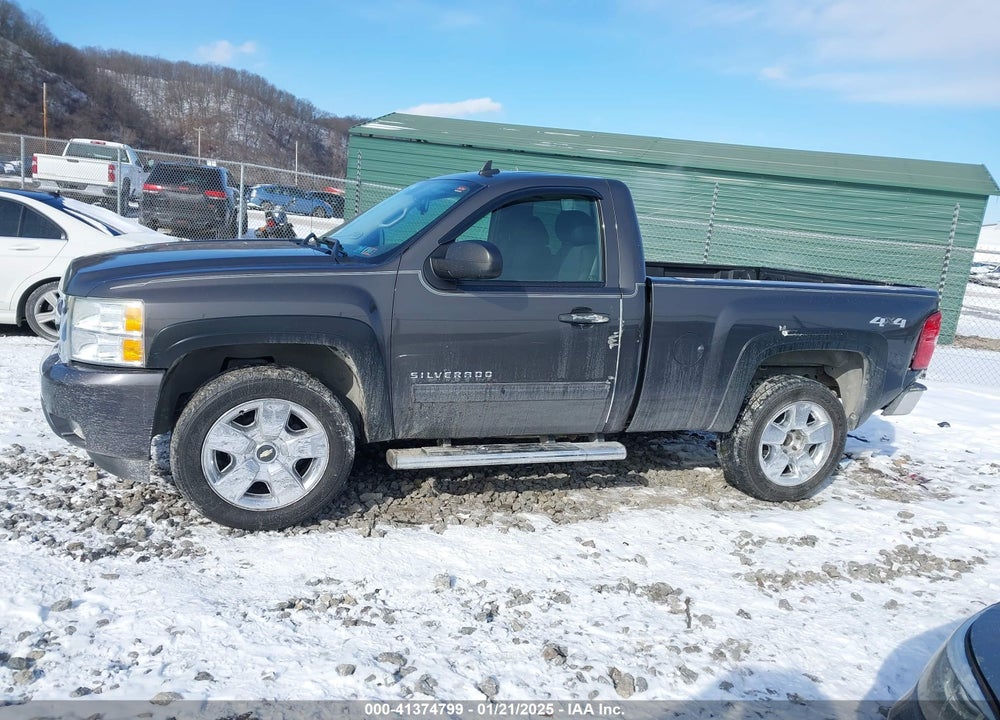 2010 CHEVROLET SILVERADO 1500 VIN: 1GCPKSE07AZ265542