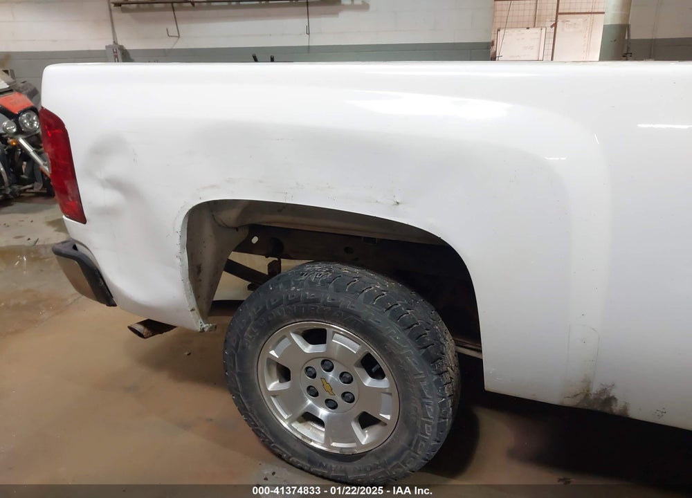 2008 CHEVROLET SILVERADO 1500 WORK TRUCK VIN: 1GCEC19028Z252460