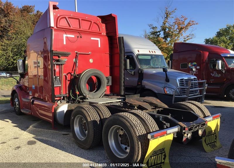 2018 PETERBILT 579 VIN: 1XPBDP9XXJD457736