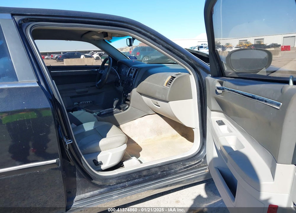 2007 CHRYSLER 300 TOURING VIN: 2C3KA53G17H895696