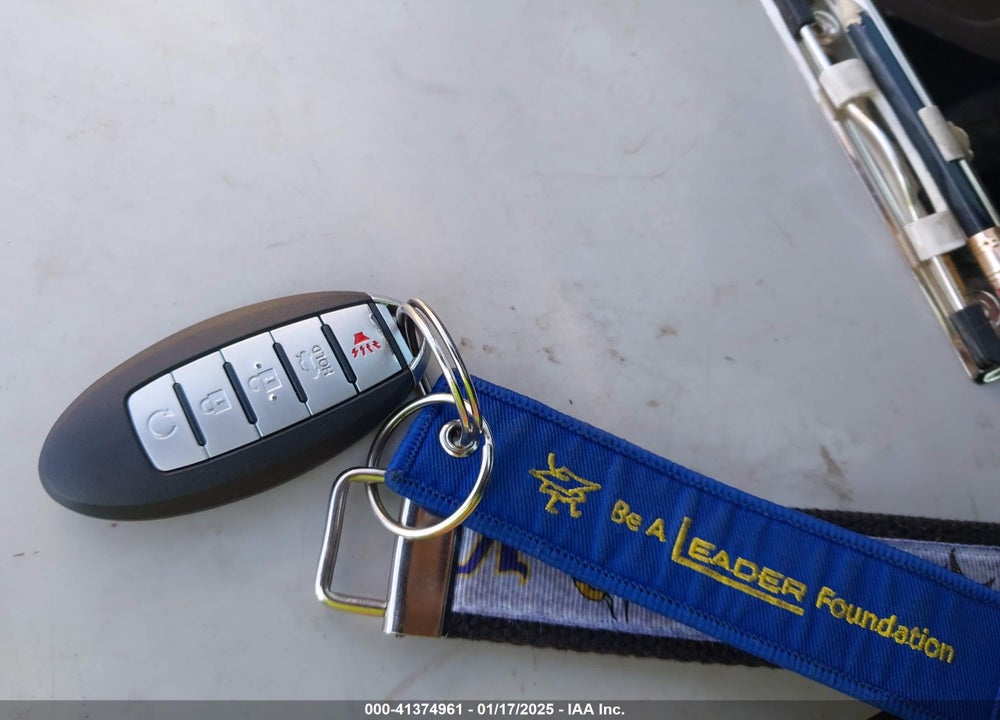 2015 HYUNDAI SONATA HYBRID LIMITED VIN: KMHEC4A43FA128933