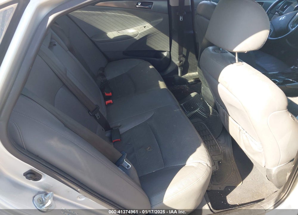 2015 HYUNDAI SONATA HYBRID LIMITED VIN: KMHEC4A43FA128933