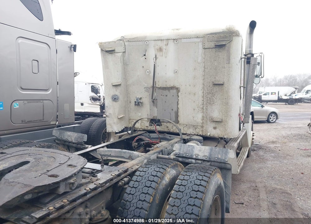 1989 FREIGHTLINER CONVENTIONAL FLD120 VIN: 1FUYDCYB6KP345812