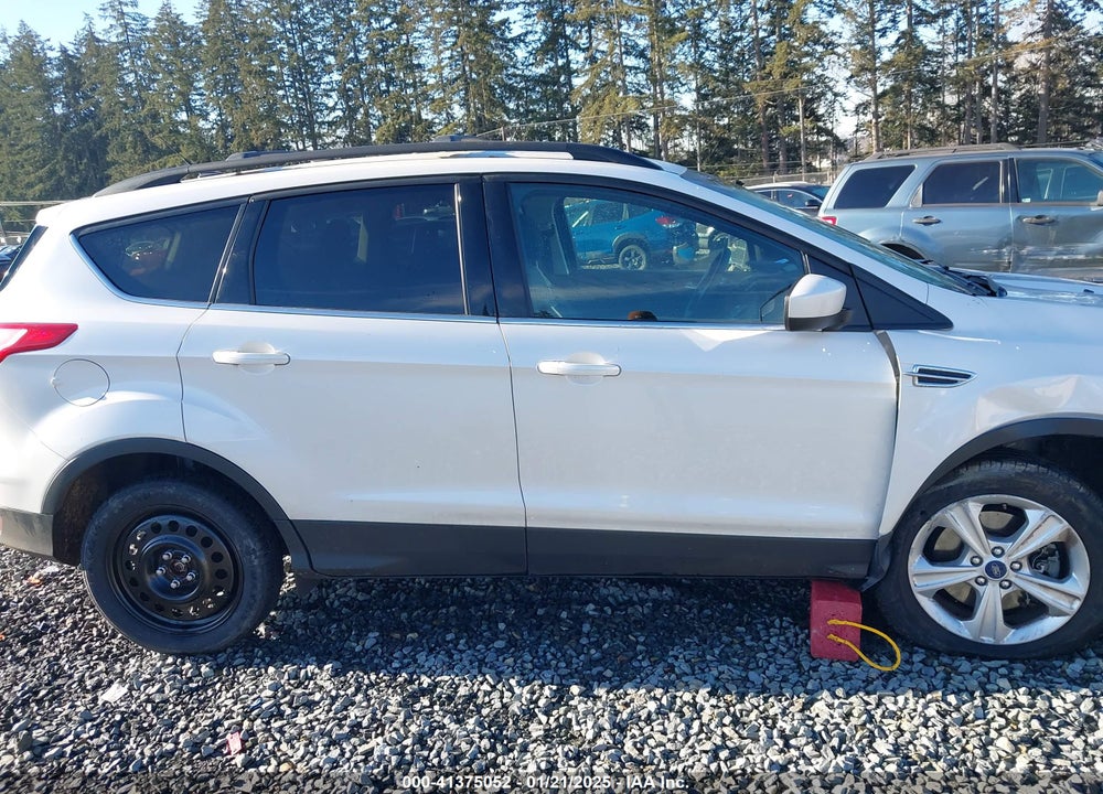 2015 FORD ESCAPE SE VIN: 1FMCU9GXXFUA26076