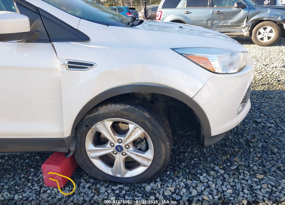 2015 FORD ESCAPE SE VIN: 1FMCU9GXXFUA26076