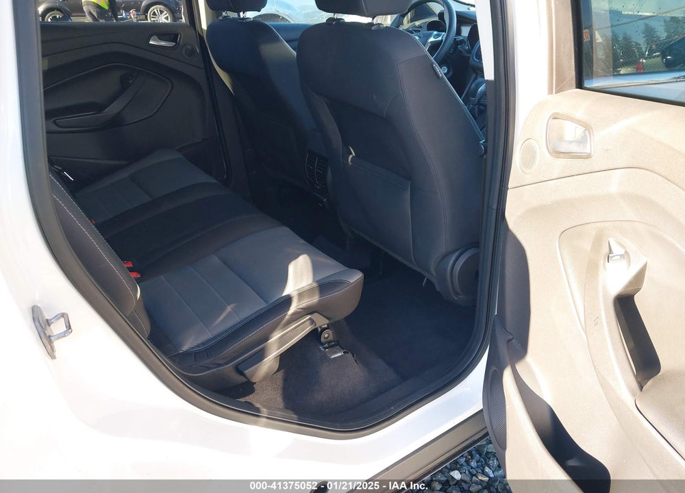 2015 FORD ESCAPE SE VIN: 1FMCU9GXXFUA26076