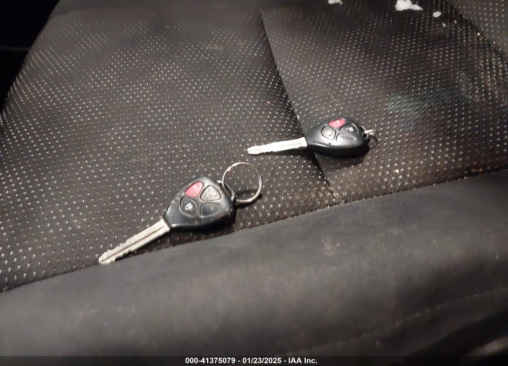 2009 PONTIAC VIBE VIN: 5Y2SM67079Z454888
