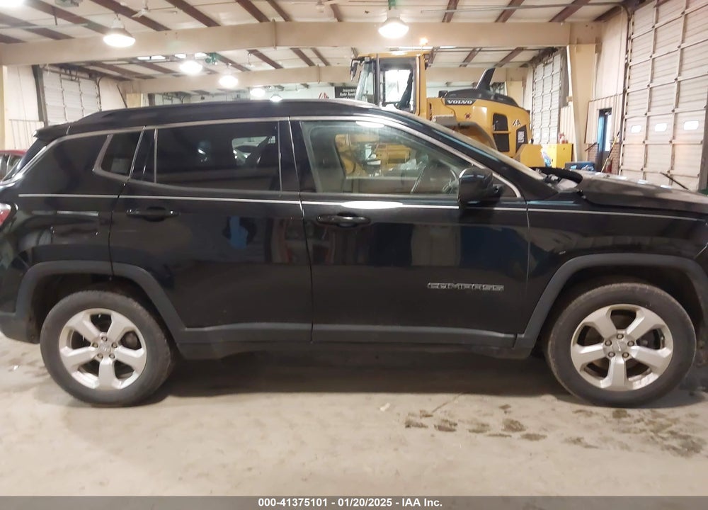2018 JEEP COMPASS LATITUDE FWD VIN: 3C4NJCBB6JT272446
