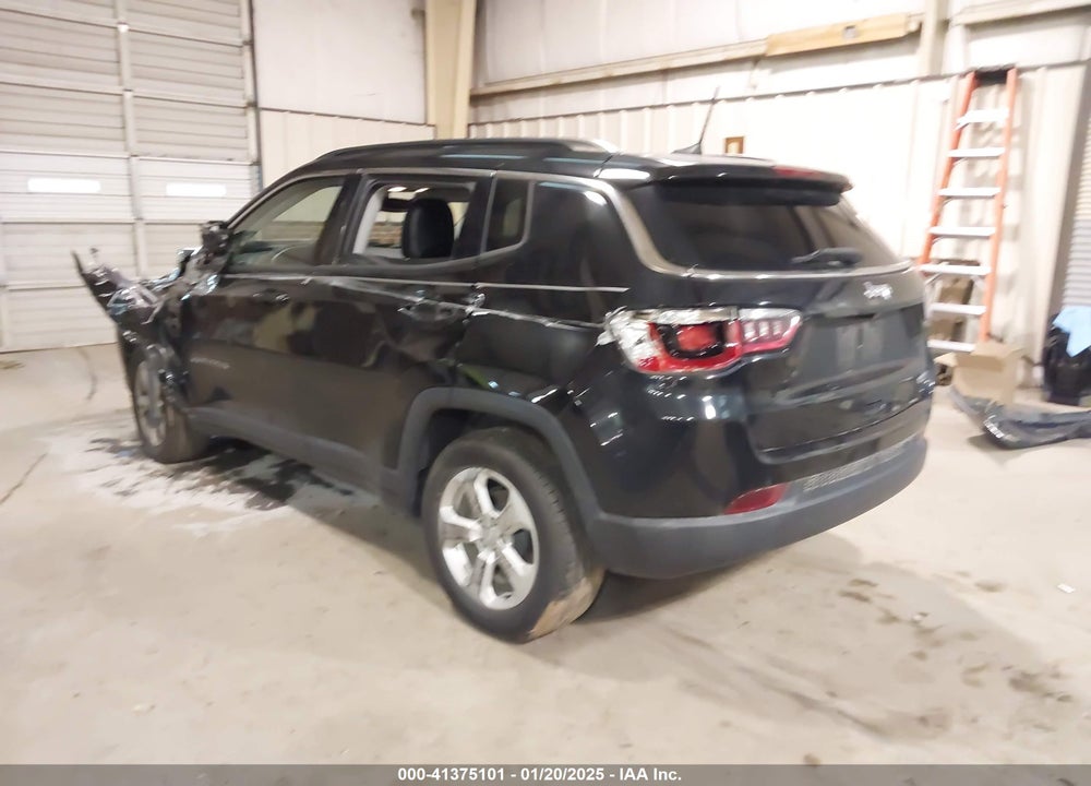 2018 JEEP COMPASS LATITUDE FWD VIN: 3C4NJCBB6JT272446