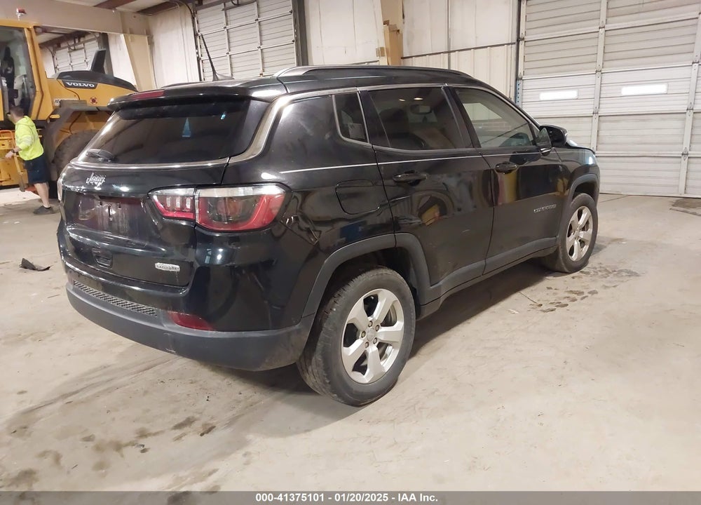 2018 JEEP COMPASS LATITUDE FWD VIN: 3C4NJCBB6JT272446
