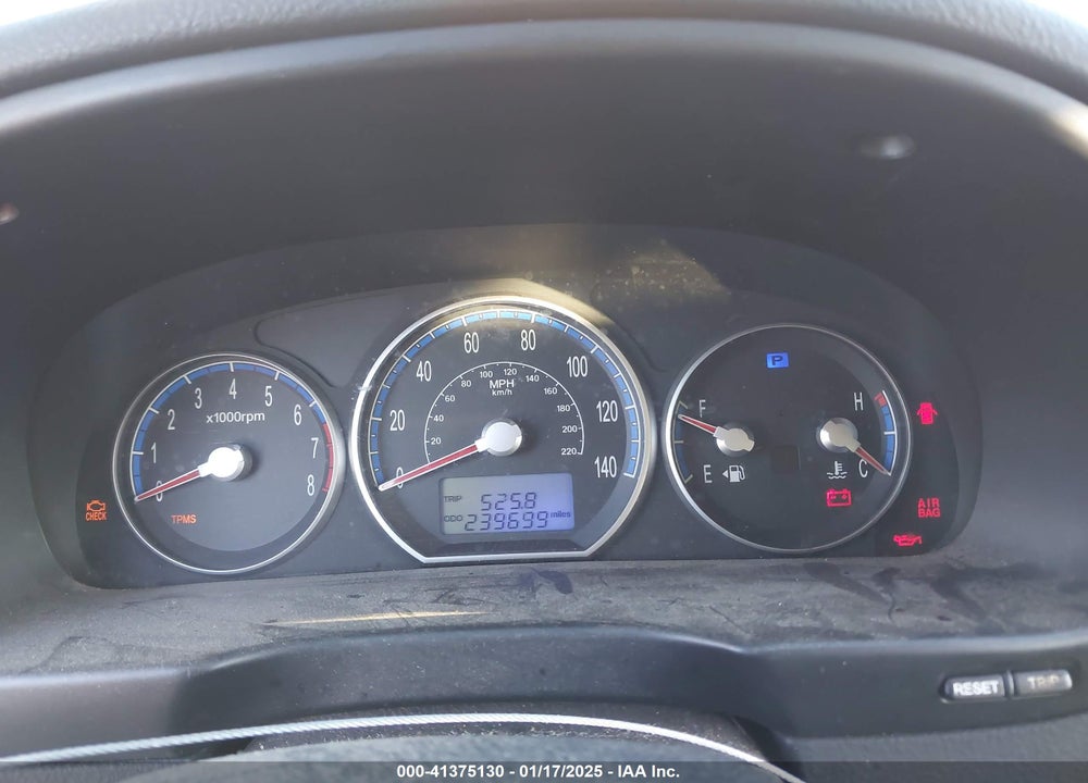 2009 HYUNDAI SANTA FE GLS VIN: 5NMSG13D09H303057