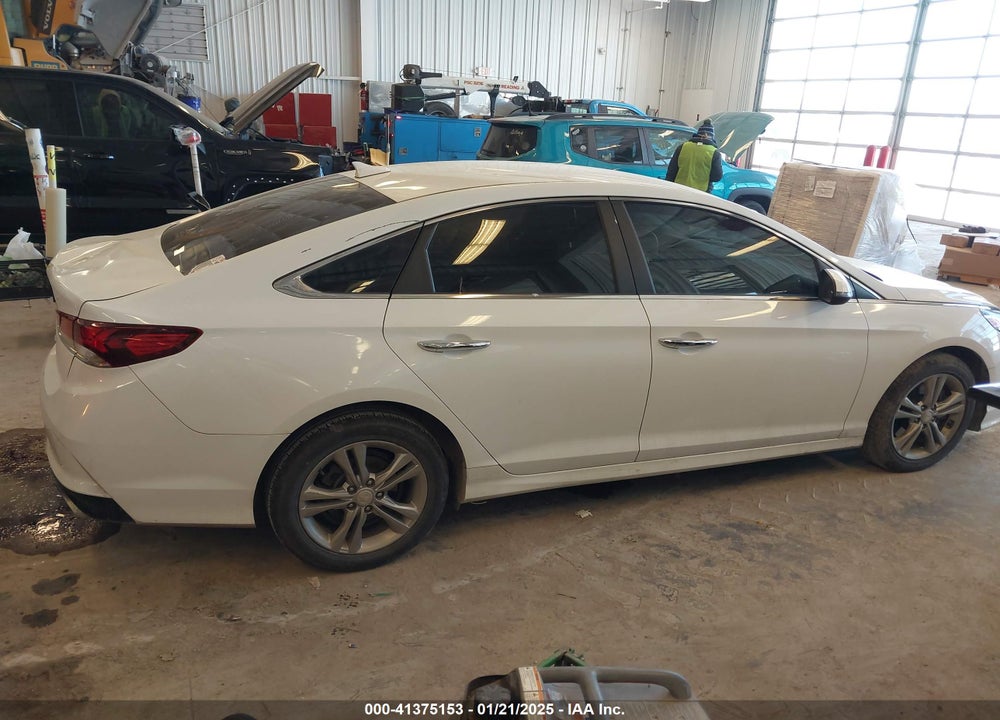 2018 HYUNDAI SONATA VIN: 5NPE34AF4JH681159