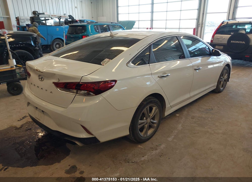 2018 HYUNDAI SONATA VIN: 5NPE34AF4JH681159
