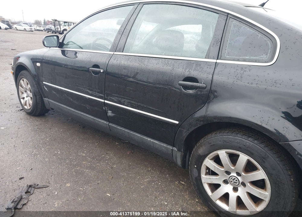2001 VOLKSWAGEN PASSAT GLS V6 VIN: WVWPH63B31P273210