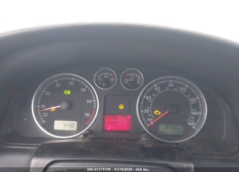 2001 VOLKSWAGEN PASSAT GLS V6 VIN: WVWPH63B31P273210