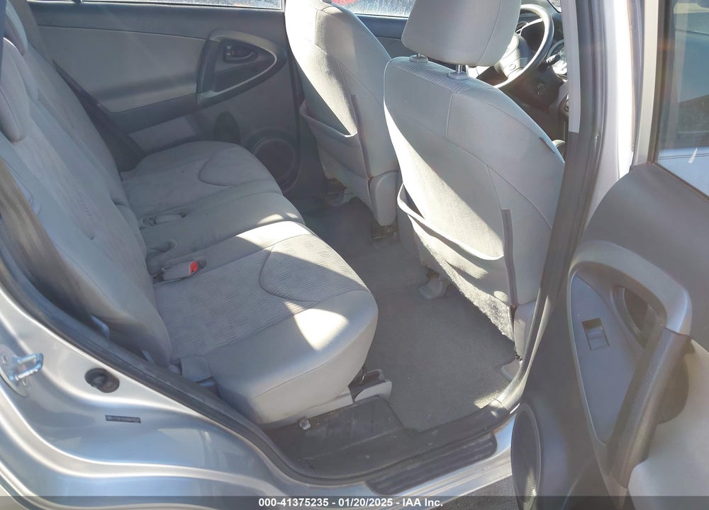 2011 TOYOTA RAV4 VIN: 2T3BF4DV6BW108285