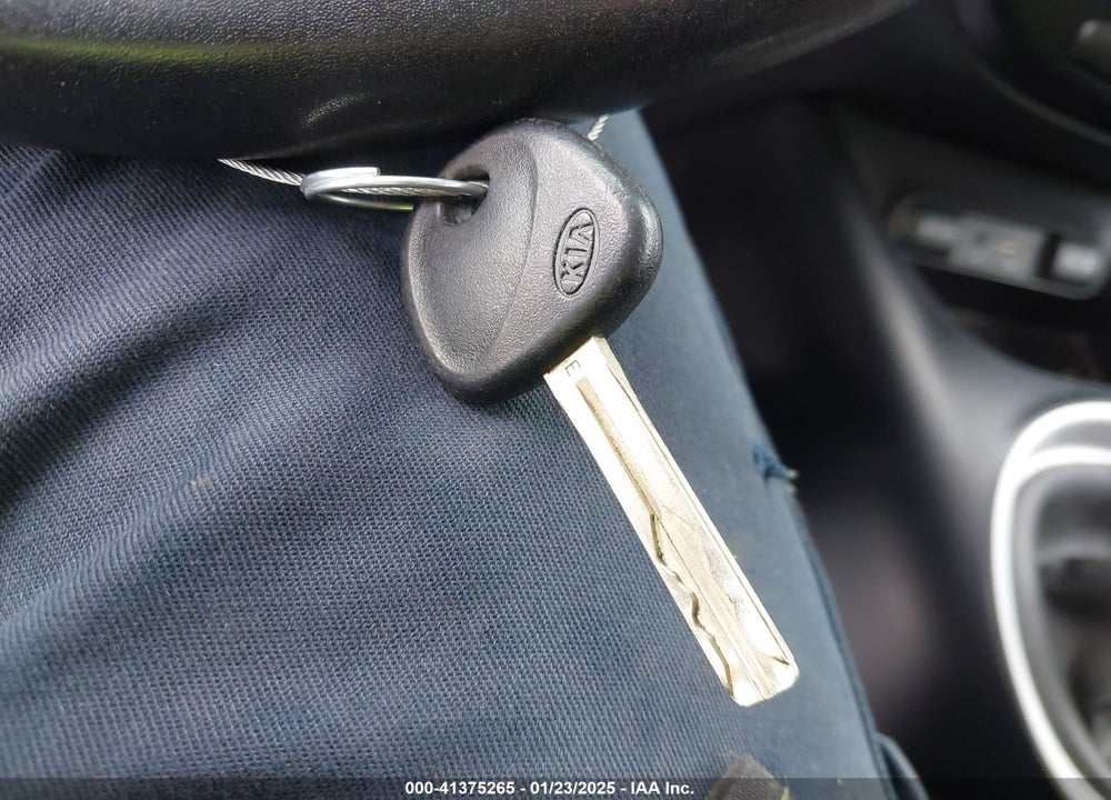2017 KIA SOUL VIN: KNDJN2A28H7495584