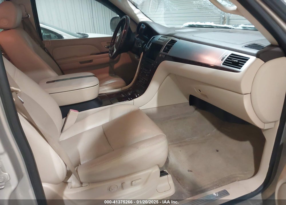 2007 CADILLAC ESCALADE STANDARD VIN: 1GYFK638X7R304171