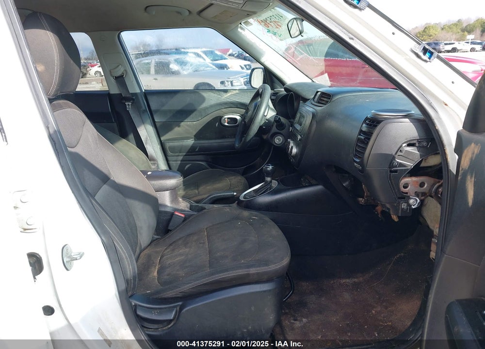 2014 KIA SOUL VIN: KNDJN2A22E7717693