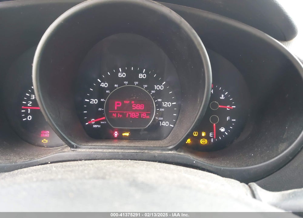 2014 KIA SOUL VIN: KNDJN2A22E7717693