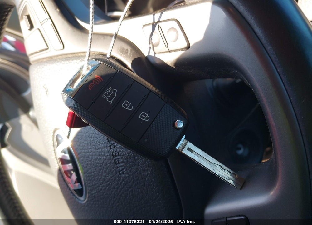 2014 KIA SORENTO LX VIN: 5XYKT4A68EG540322