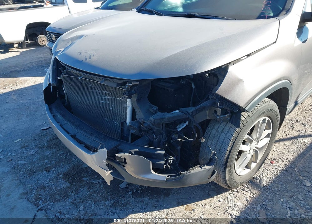 2014 KIA SORENTO LX VIN: 5XYKT4A68EG540322