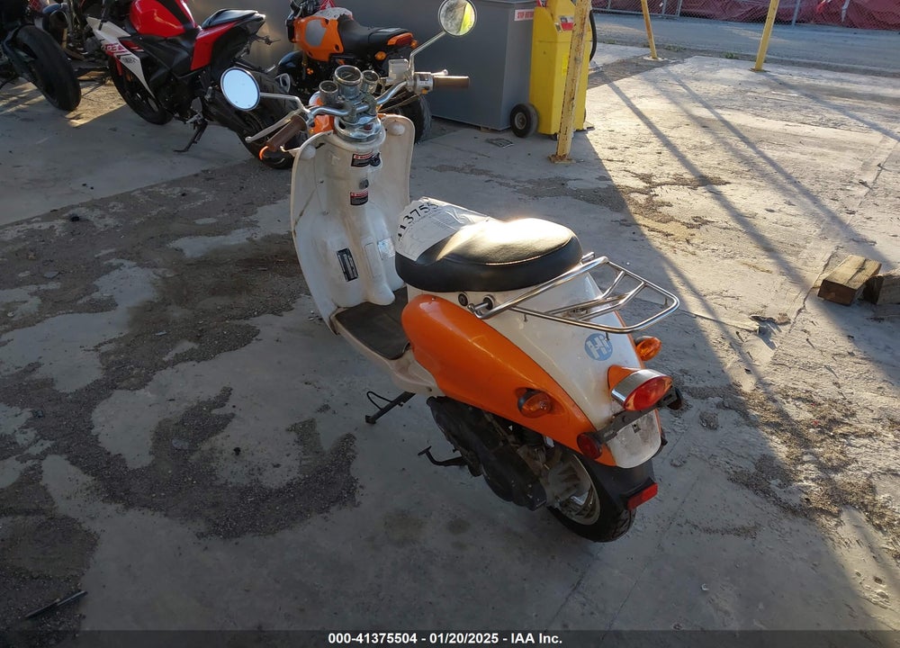 2009 FLY SCOOTER CADENZA VIN: L5YACBPA4A1100872