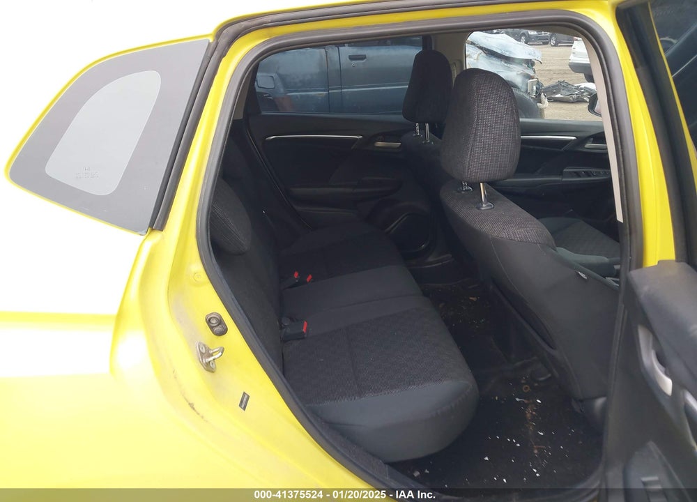 2015 HONDA FIT VIN: 3HGGK5G50FM759682