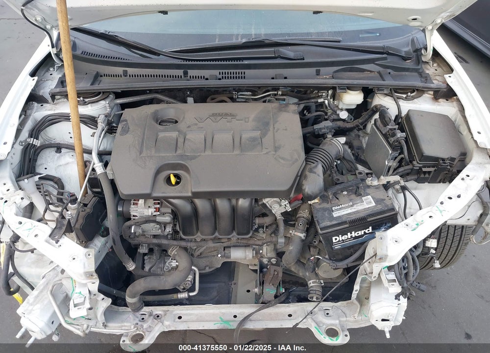 2018 TOYOTA COROLLA VIN: 2T1BURHE3JC088048
