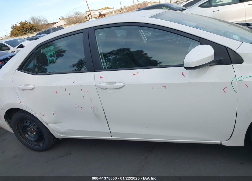 2018 TOYOTA COROLLA VIN: 2T1BURHE3JC088048