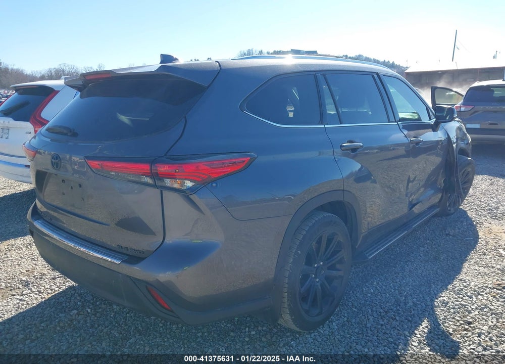 2021 TOYOTA HIGHLANDER XLE VIN: 5TDGZRBH0MS097540