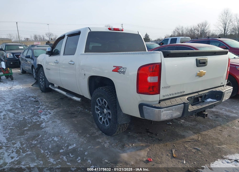2013 CHEVROLET SILVERADO 1500 VIN: 3GCPKSE73DG349892
