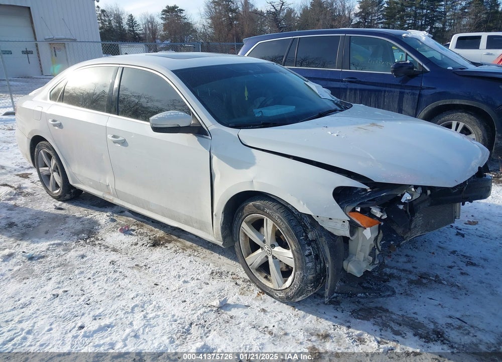 2013 VOLKSWAGEN PASSAT 2.0L TDI SE VIN: 1VWBN7A3XDC124614
