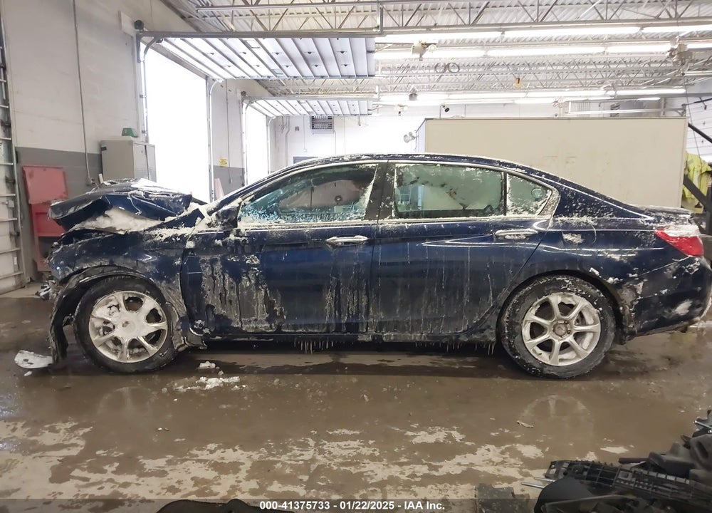 2014 HONDA ACCORD VIN: 1HGCR2F5XEA017697