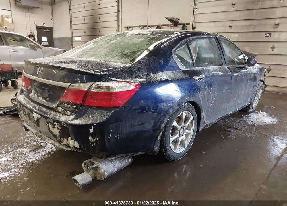 2014 HONDA ACCORD VIN: 1HGCR2F5XEA017697