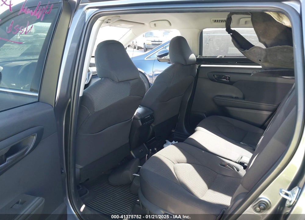 2020 TOYOTA HIGHLANDER L VIN: 5TDCZRAH4LS505911