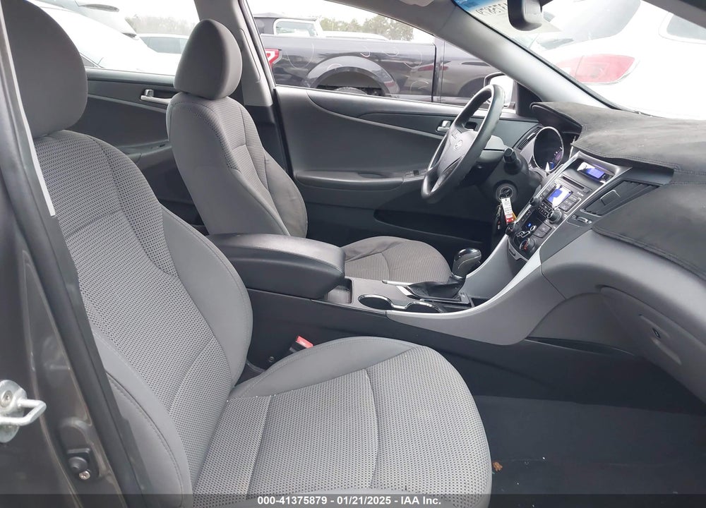2011 HYUNDAI SONATA VIN: 5NPEB4AC9BH237950